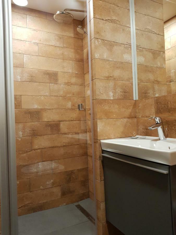 Mona Apartamentai Telšiai 외부 사진